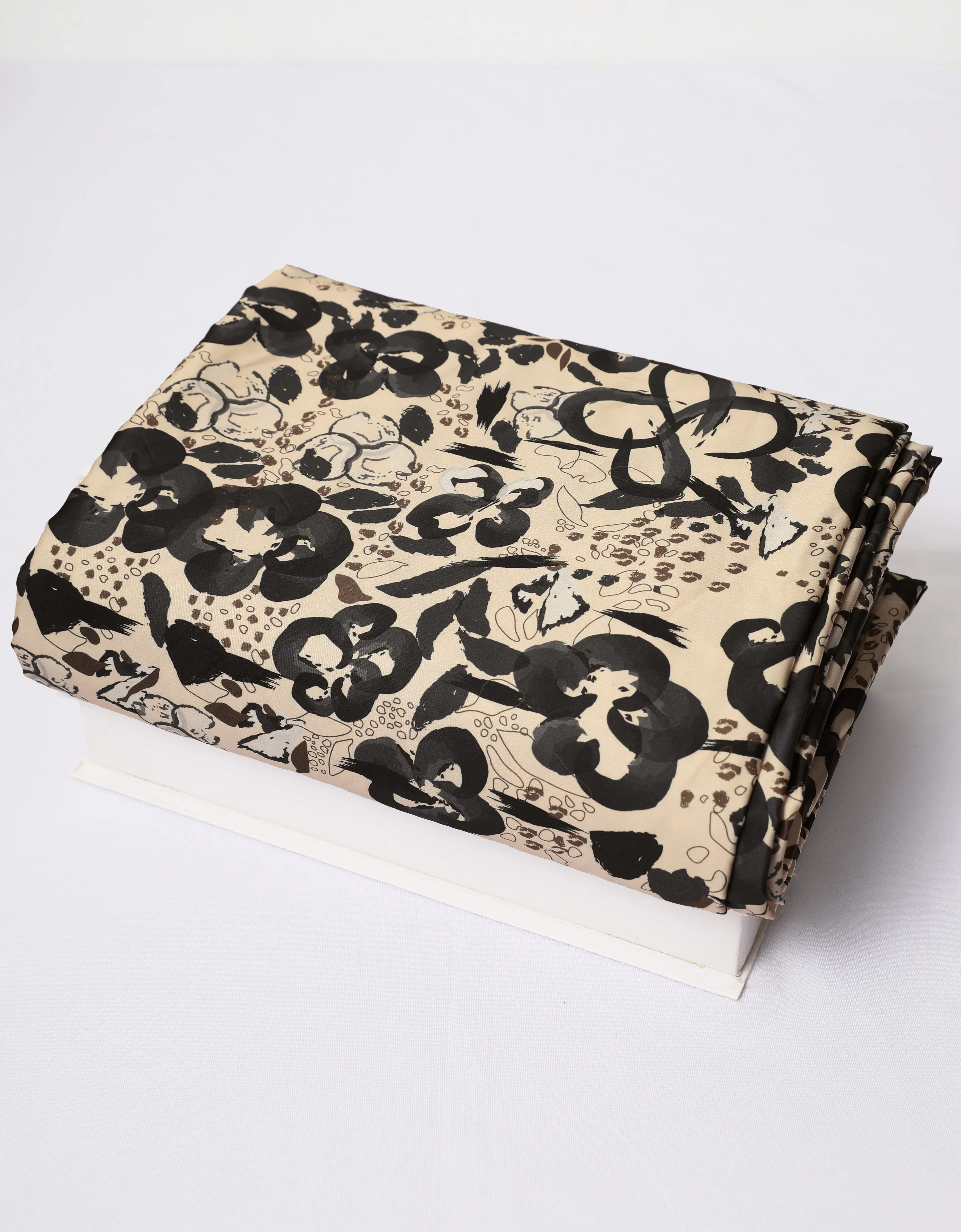 LIORA SATIN (CREAM   BLACK)