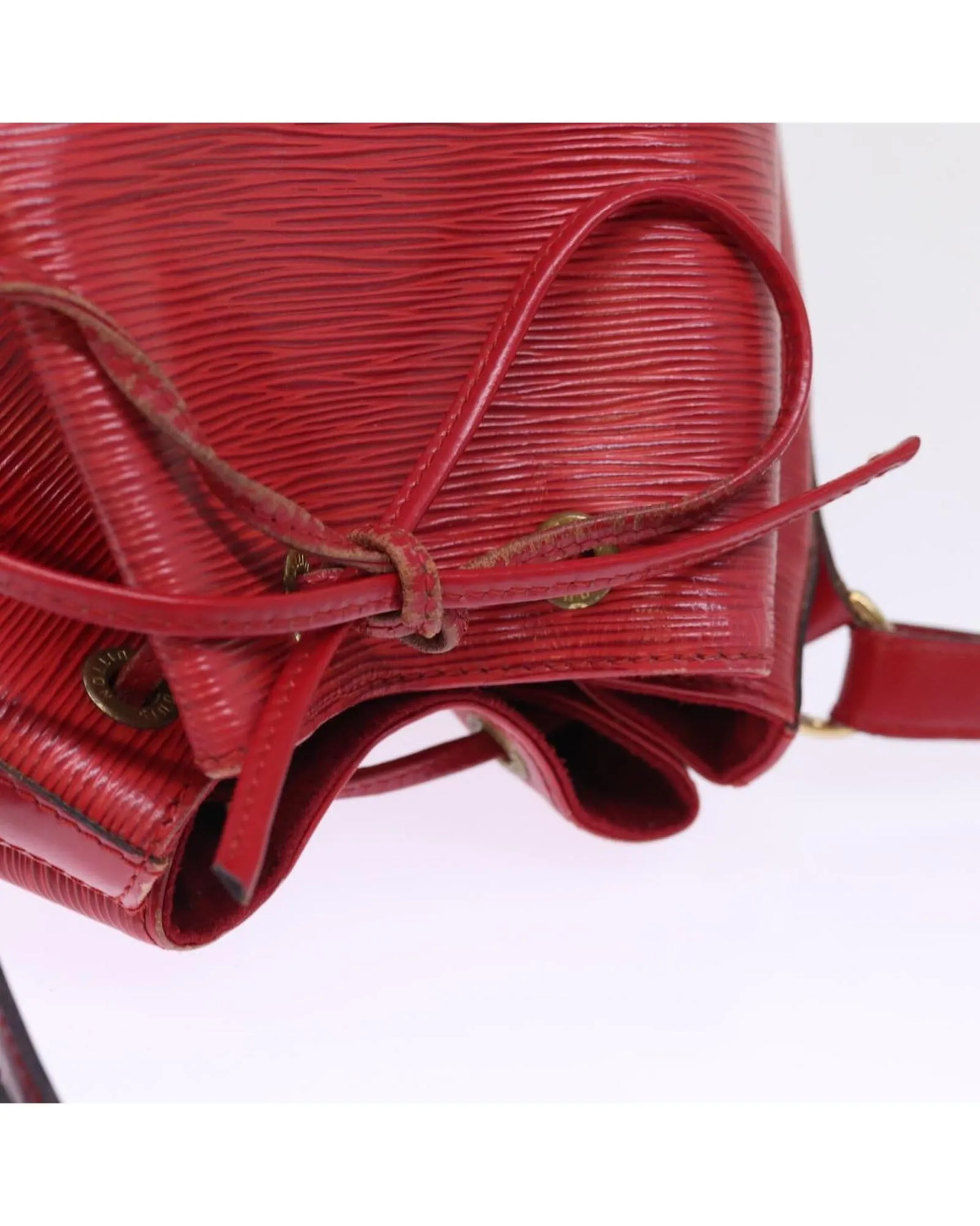 Louis Vuitton Noe Epi Leather Bucket Bag Red