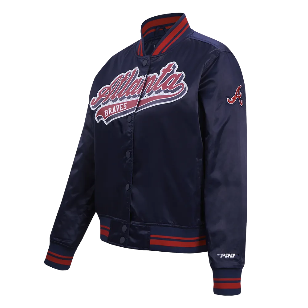 MLB ATLANTA BRAVES SCRIPT TAIL WOMEN'S SATIN JACKET (MIDNIGHT NAVY/RED/MIDNIGHT NAVY)