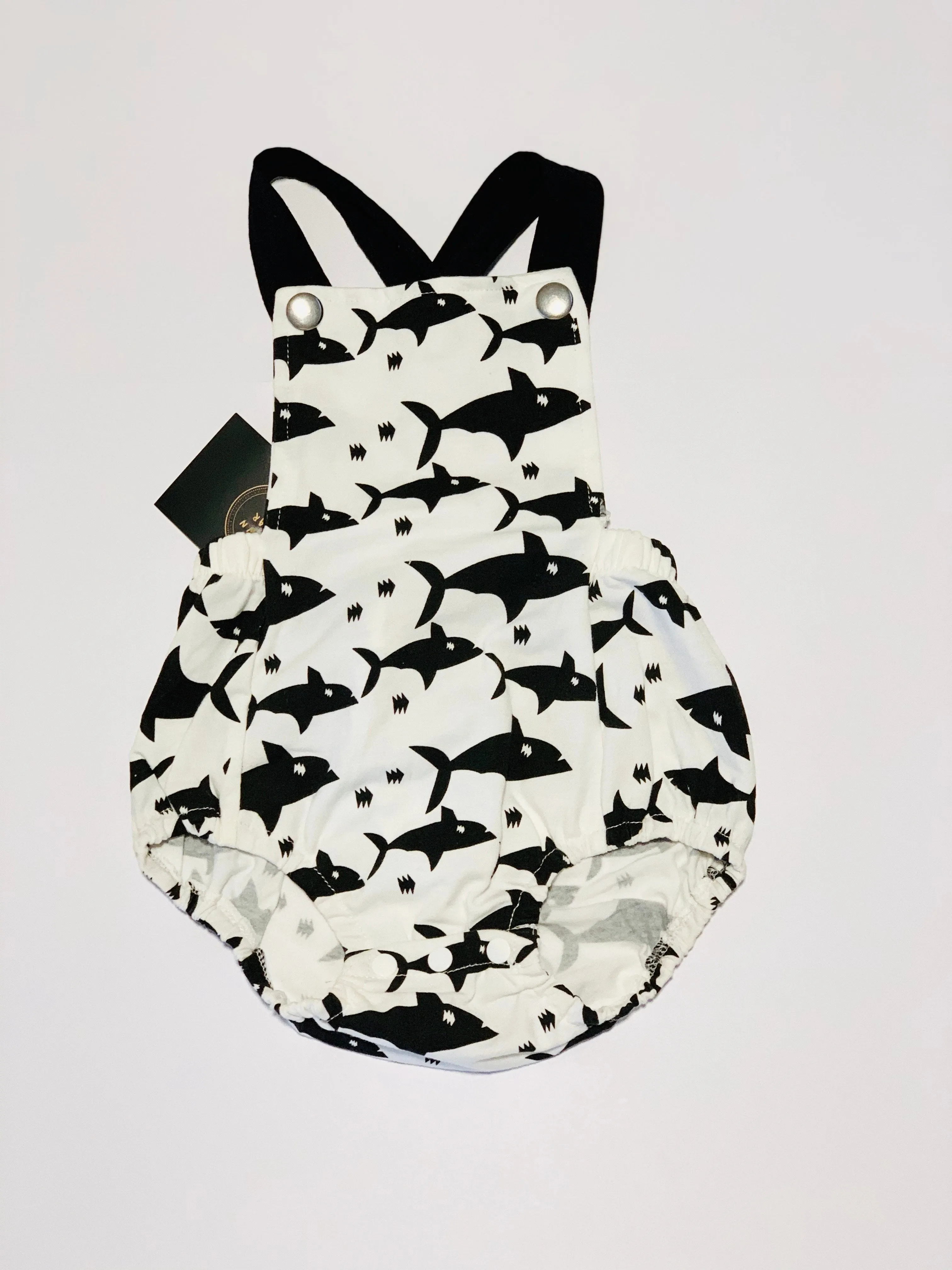 Sharks romper brand new - Size 00